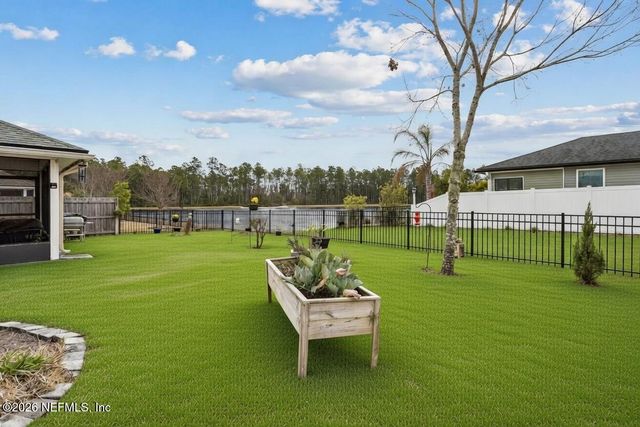 86636 SERENITY LAKE Court, Yulee, FL 32097