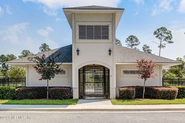 86636 SERENITY LAKE Court, Yulee, FL 32097