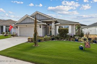 86636 SERENITY LAKE Court, Yulee, FL 32097