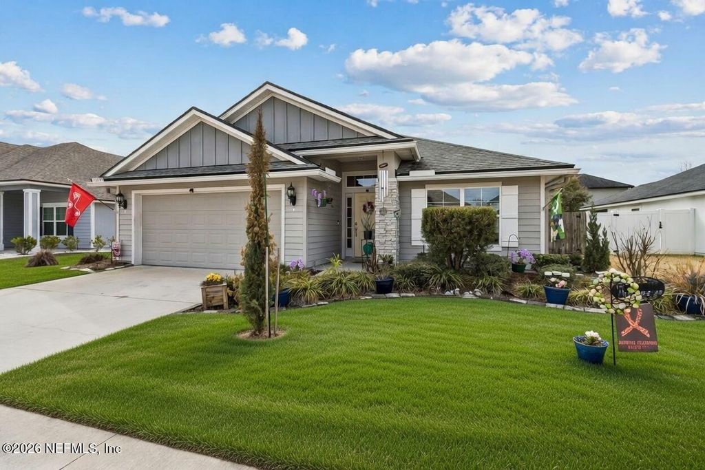 86636 SERENITY LAKE Court, Yulee, FL 32097