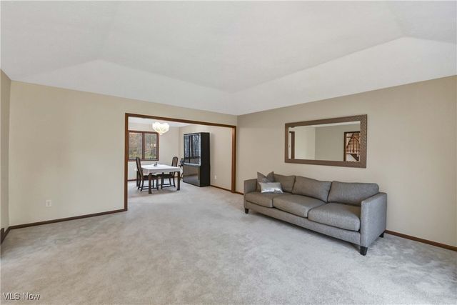 4397 Prestwick Crossing, Westlake, OH 44145