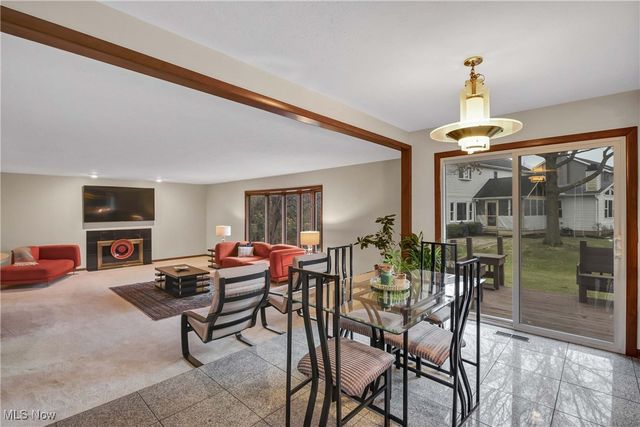 4397 Prestwick Crossing, Westlake, OH 44145