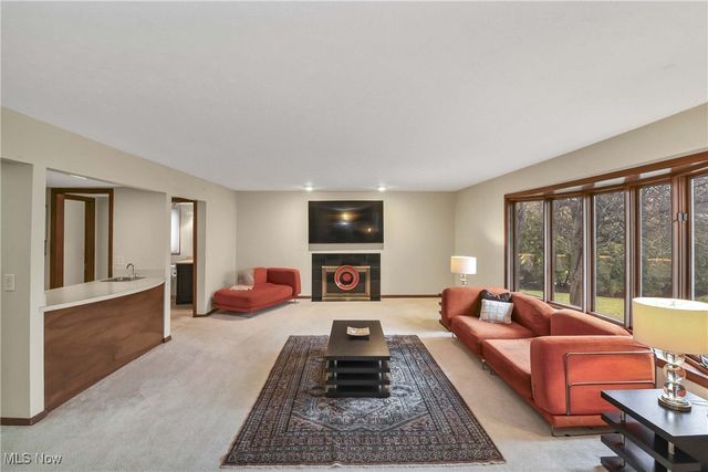 4397 Prestwick Crossing, Westlake, OH 44145