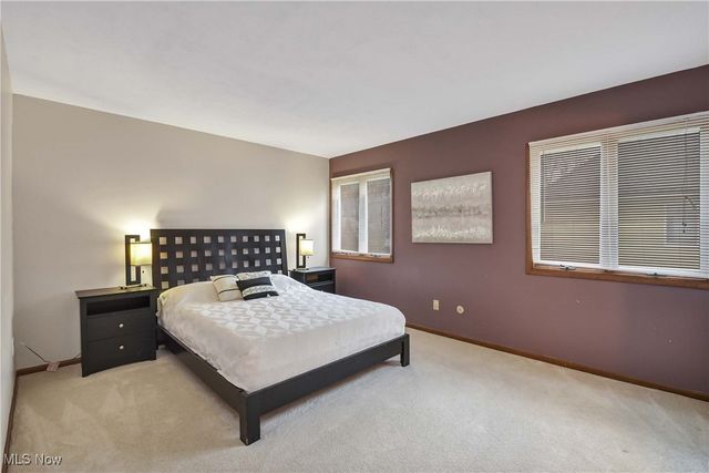 4397 Prestwick Crossing, Westlake, OH 44145