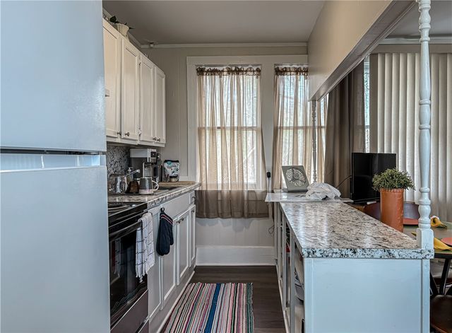 401 N College Street, Yellville, AR 72687