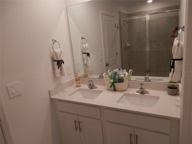 14428 LILAC SKY TERRACE, Lakewood Ranch, FL 34211