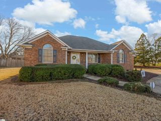 214 Rivermill Court, Spartanburg, SC 29301