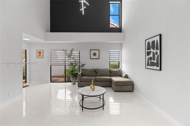 5535 Eton Ct, Boca Raton, FL 33486