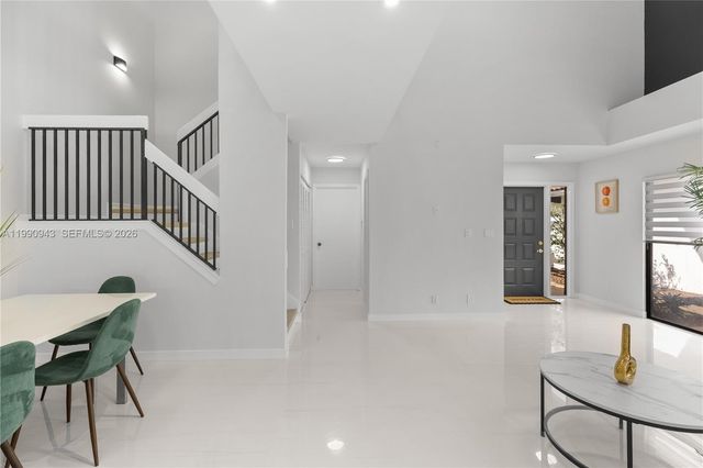 5535 Eton Ct, Boca Raton, FL 33486