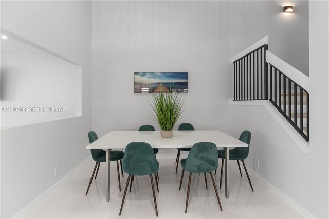 5535 Eton Ct, Boca Raton, FL 33486