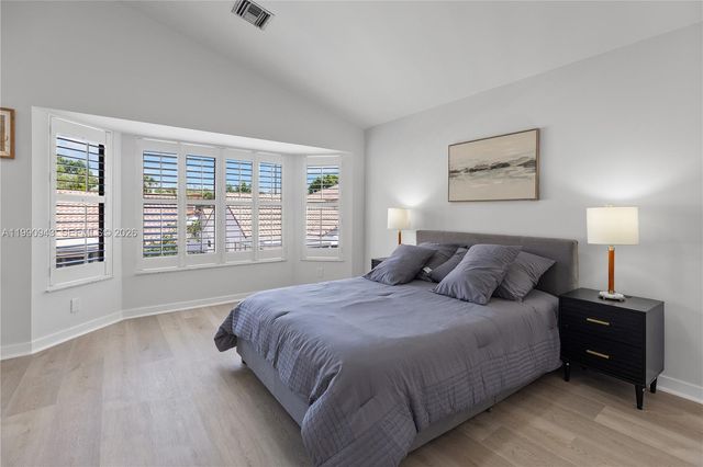 5535 Eton Ct, Boca Raton, FL 33486