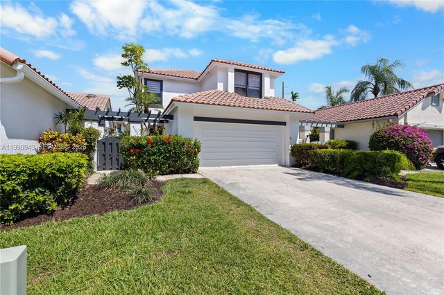 5535 Eton Ct, Boca Raton, FL 33486