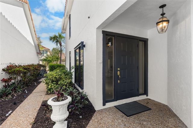 5535 Eton Ct, Boca Raton, FL 33486