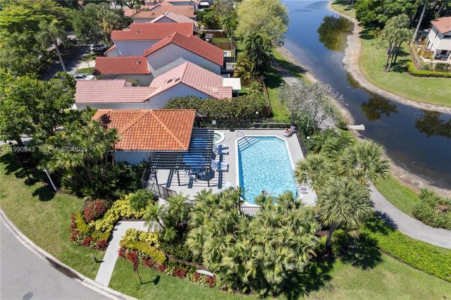 5535 Eton Ct, Boca Raton, FL 33486