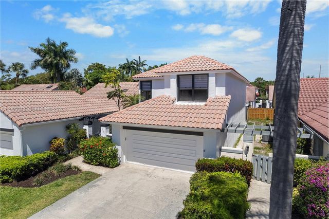 5535 Eton Ct, Boca Raton, FL 33486