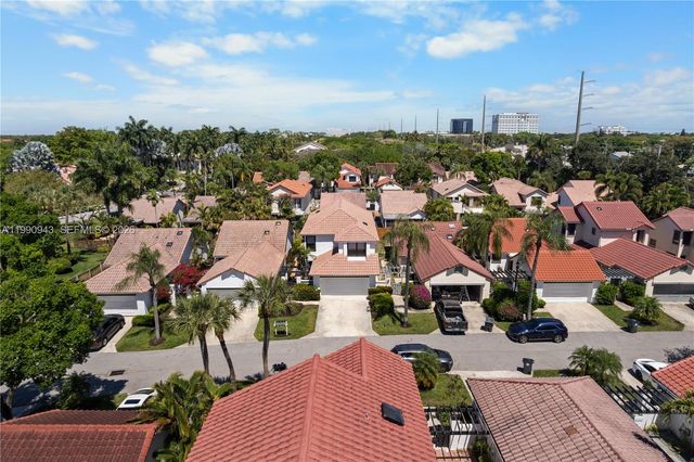5535 Eton Ct, Boca Raton, FL 33486