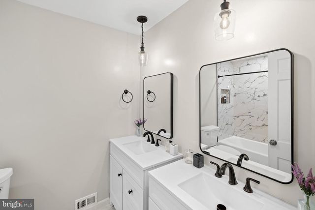 14212 NORTHWYN DR, Silver Spring, MD 20904