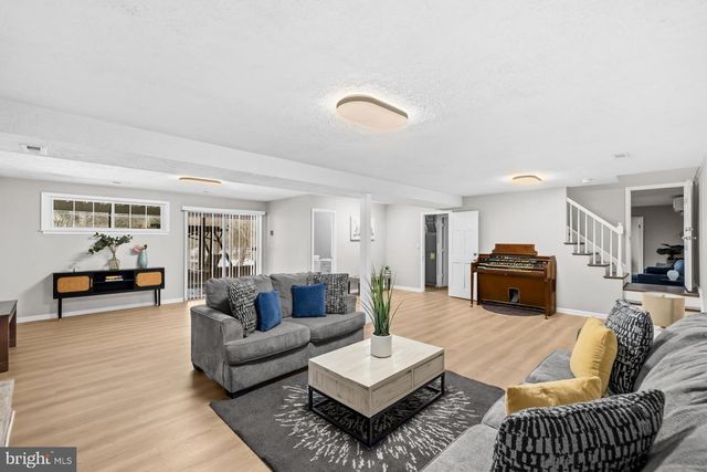 14212 NORTHWYN DR, Silver Spring, MD 20904