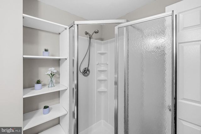 14212 NORTHWYN DR, Silver Spring, MD 20904