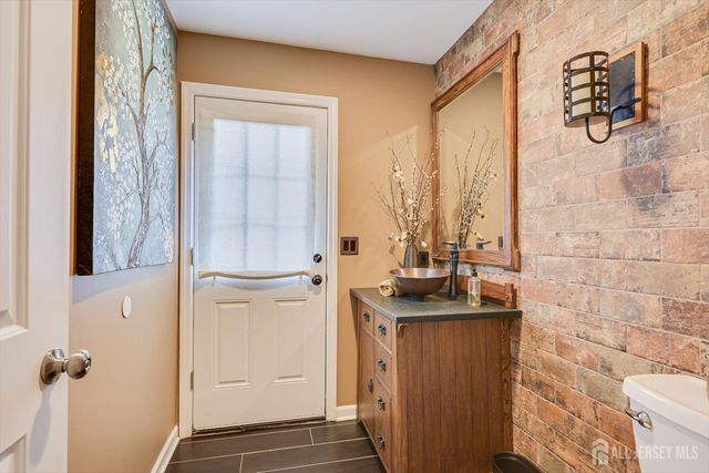 163 Dutch Road, East Brunswick, NJ 08816