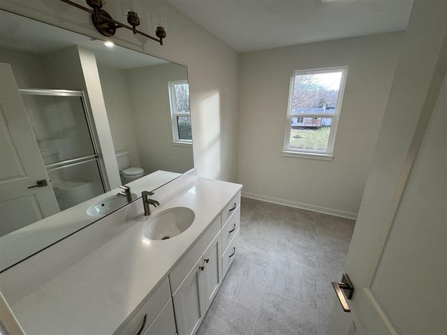 1968 S Shorewood Lane 14, Holland, MI 49423