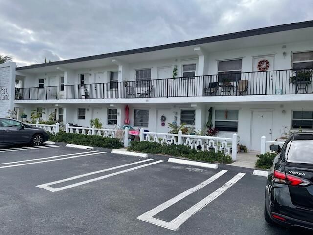 111 SE 1st Street 7, Boynton Beach, FL 33435