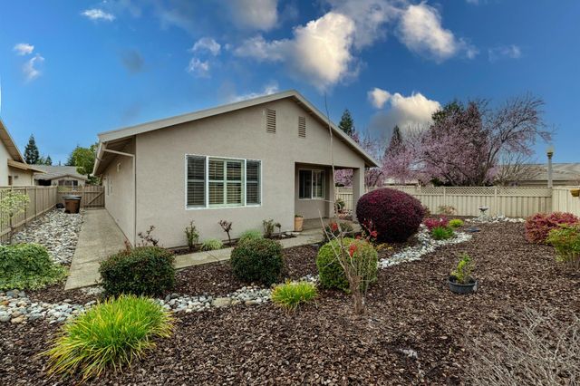 679 Wagon Wheel Ln, Lincoln, CA 95648