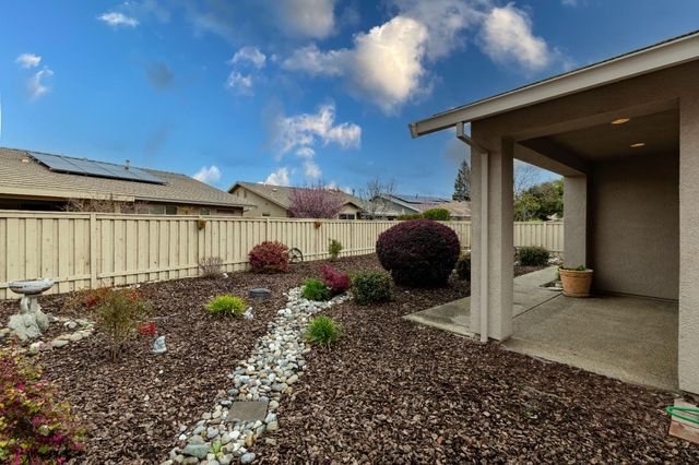 679 Wagon Wheel Ln, Lincoln, CA 95648