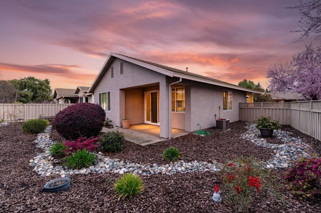 679 Wagon Wheel Ln, Lincoln, CA 95648