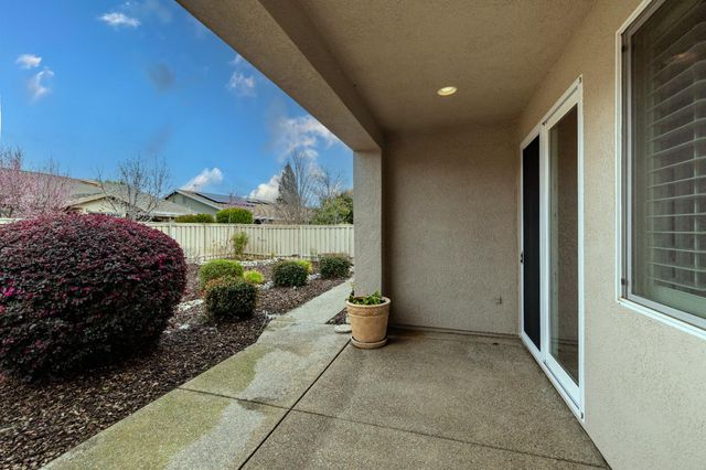 679 Wagon Wheel Ln, Lincoln, CA 95648