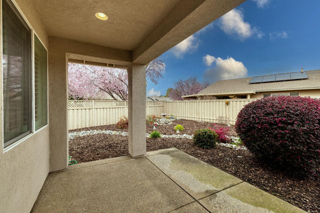 679 Wagon Wheel Ln, Lincoln, CA 95648