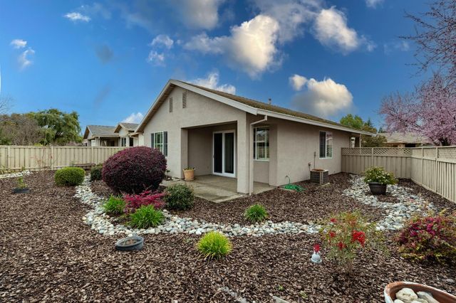 679 Wagon Wheel Ln, Lincoln, CA 95648