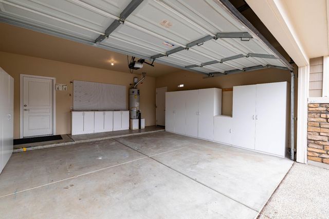 679 Wagon Wheel Ln, Lincoln, CA 95648