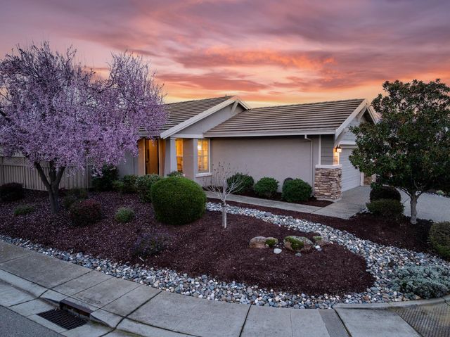 679 Wagon Wheel Ln, Lincoln, CA 95648