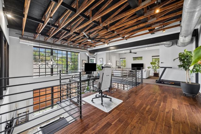 2005 Terry Street, Houston, TX 77009