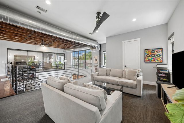 2005 Terry Street, Houston, TX 77009