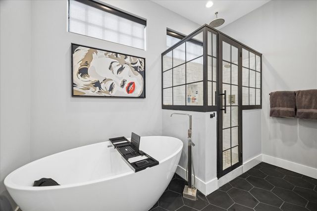 2005 Terry Street, Houston, TX 77009