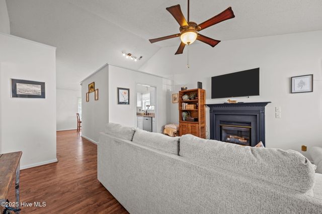 2948 Flintridge Drive, Greenville, NC 27834