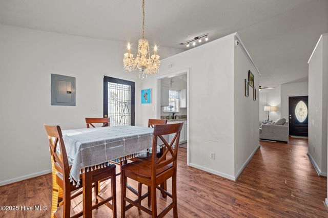 2948 Flintridge Drive, Greenville, NC 27834