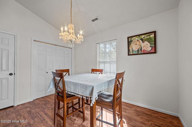 2948 Flintridge Drive, Greenville, NC 27834