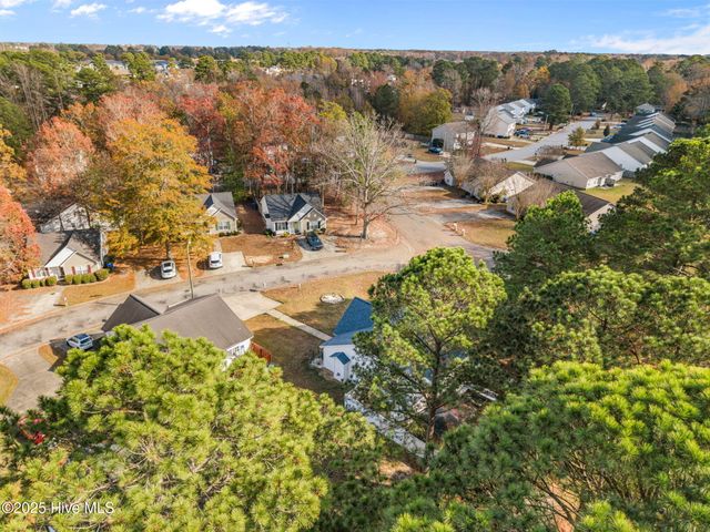 2948 Flintridge Drive, Greenville, NC 27834