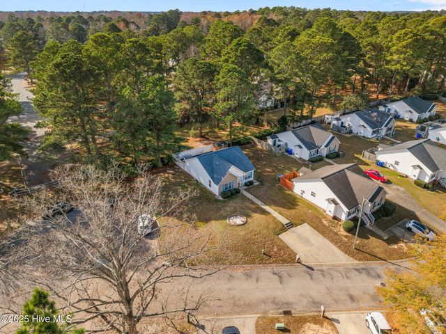 2948 Flintridge Drive, Greenville, NC 27834