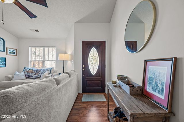 2948 Flintridge Drive, Greenville, NC 27834