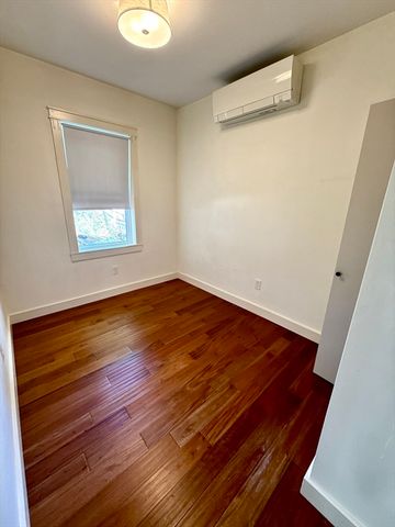 35 Selden St 1, Boston, MA 02124