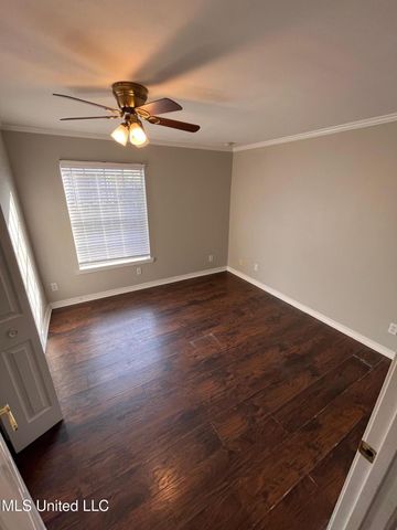 172 Claiborne Street, Biloxi, MS 39530