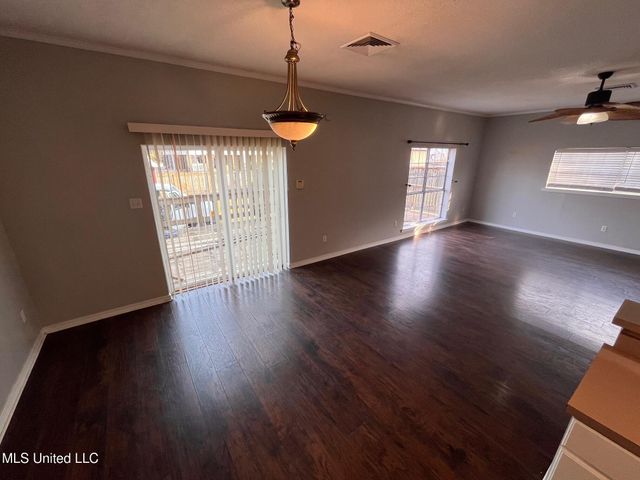 172 Claiborne Street, Biloxi, MS 39530