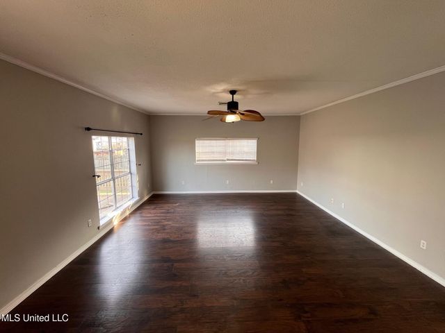 172 Claiborne Street, Biloxi, MS 39530