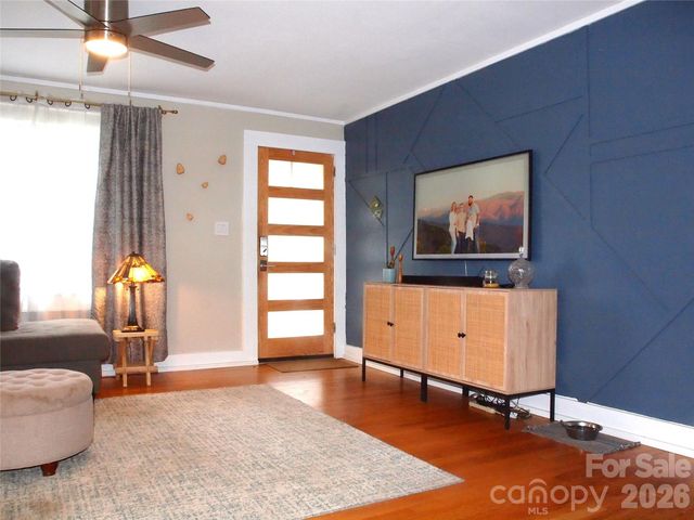 316 Hazelwood Avenue, Waynesville, NC 28786