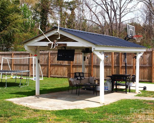 316 Hazelwood Avenue, Waynesville, NC 28786