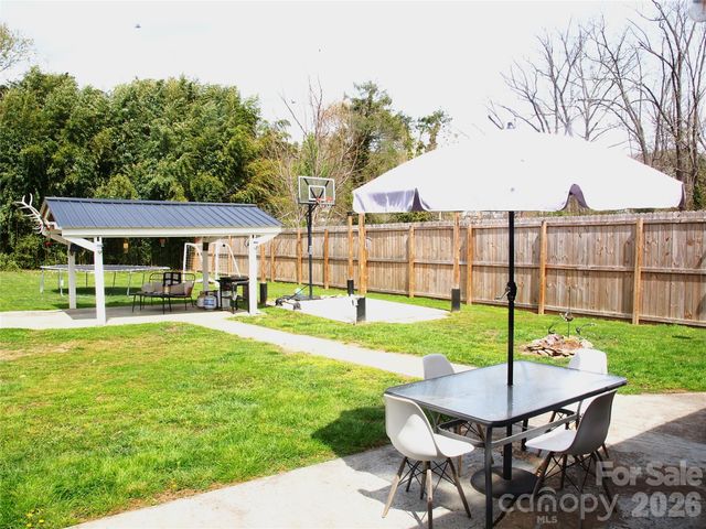 316 Hazelwood Avenue, Waynesville, NC 28786